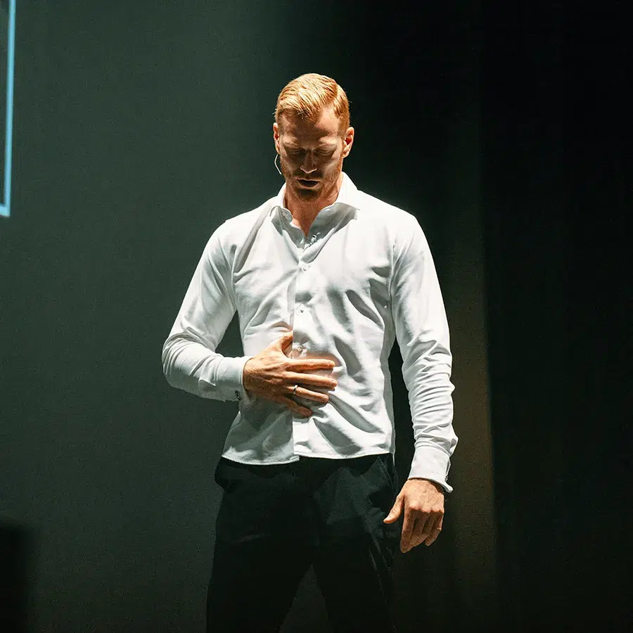 Rayk Hahne auf der Bühne